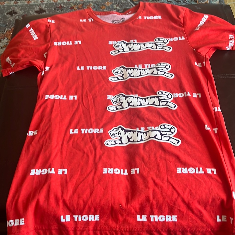 Le Tigre Men's Patriot Stack Tiger Tee T-Shirt - Red (used)
